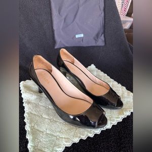 PRADA SHOES - Excellent condition. Rarely worn